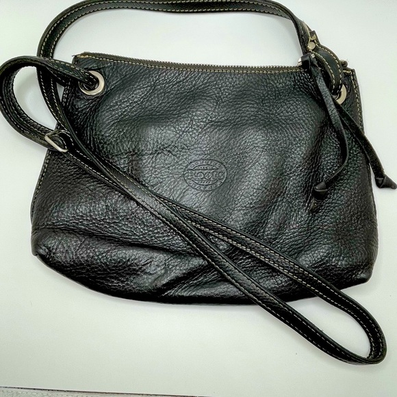 Roots leather crossbody! - Picture 2 of 6
